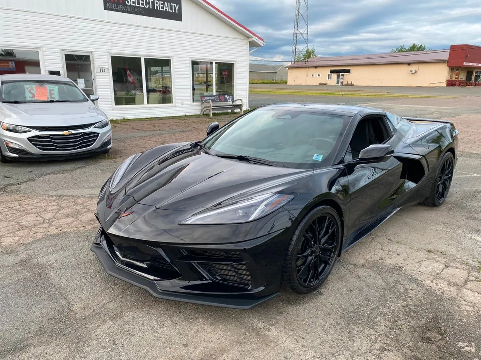 Chevrolet Corvette 2025 photo 2