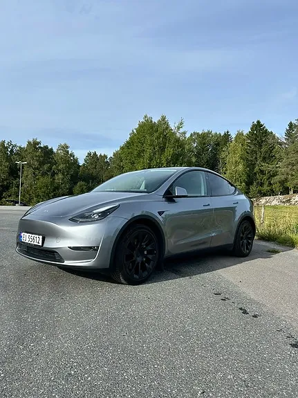 Tesla Model Y 2024 photo 4