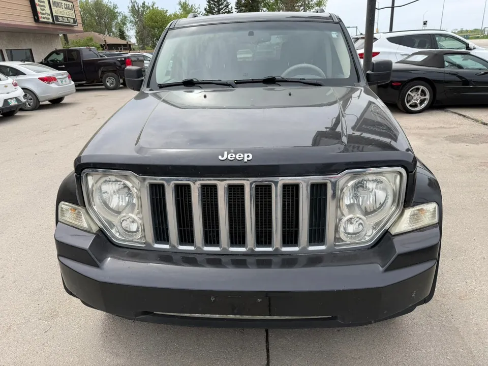 Jeep Liberty 2008 photo 2