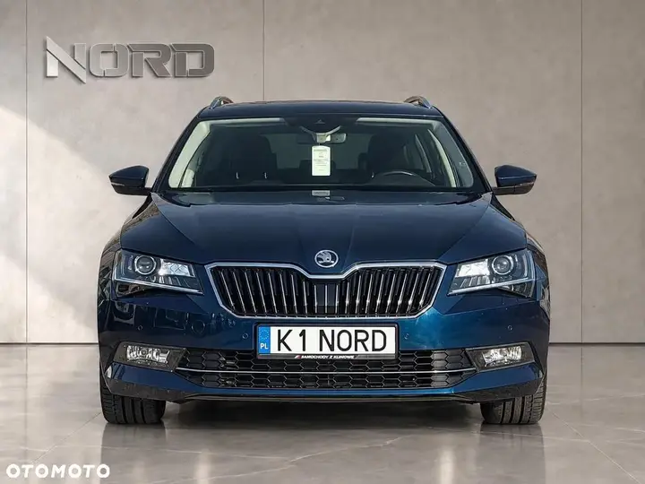 Skoda Superb 2016 photo 3