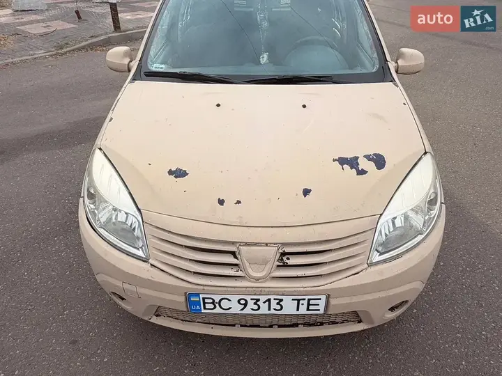 Dacia Sandero 2009 photo 4