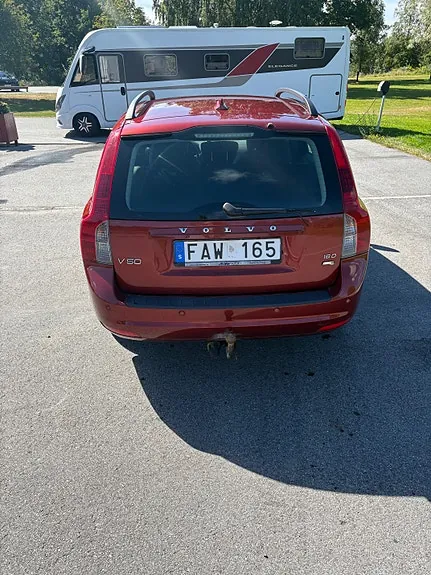 Volvo V50 2009 photo 2