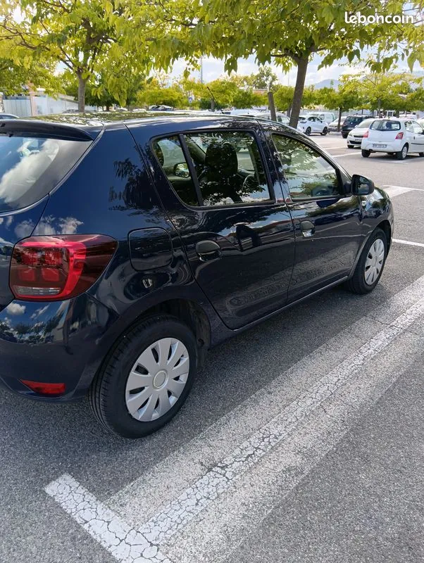 Dacia Sandero 2020 photo 2