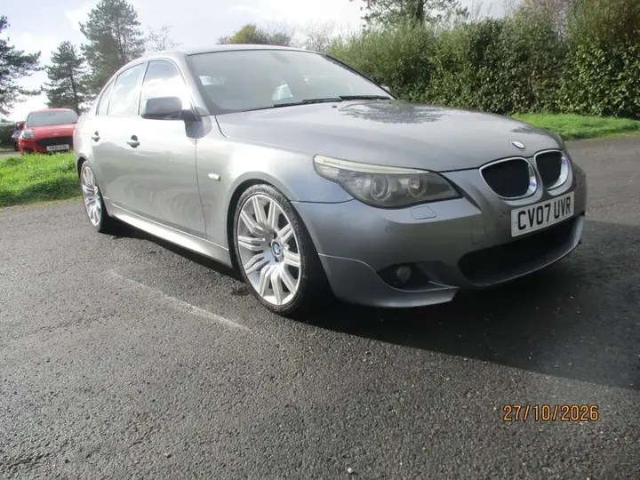 BMW 5 Series 2007 photo 2