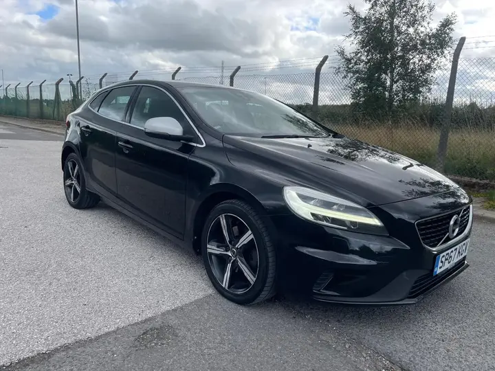 Volvo V40