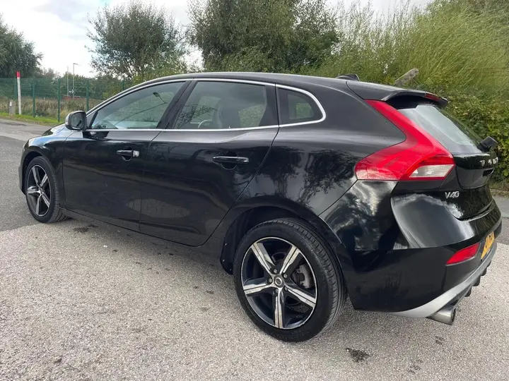 Volvo V40 2017 photo 4