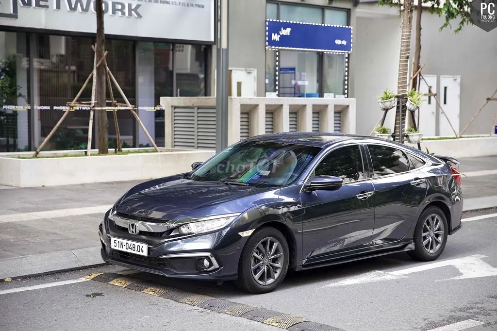 Honda Civic 2021 photo 2