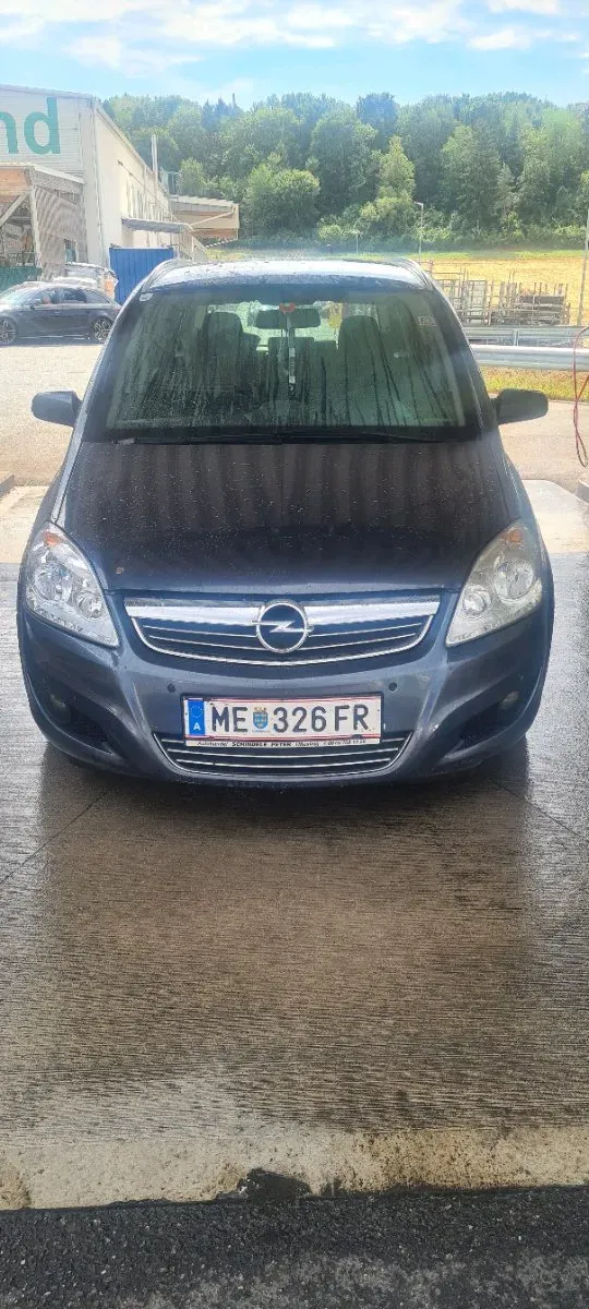 Opel Zafira 2008 photo 2