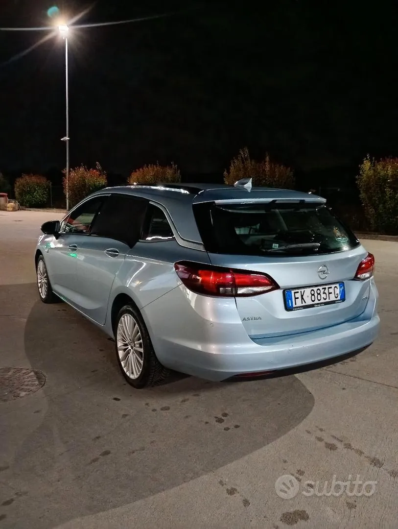 Opel Astra 2018 photo 2