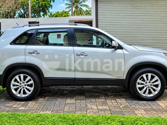 Kia Sorento 2012 photo 2