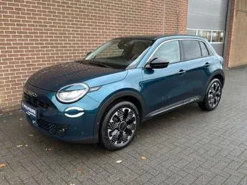 Fiat 600 Hybrid La Prima