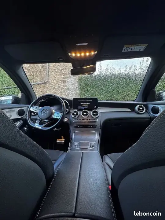 Mercedes-Benz Glc 300 2022 photo 3