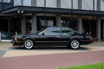 BMW M6 1988 photo 2