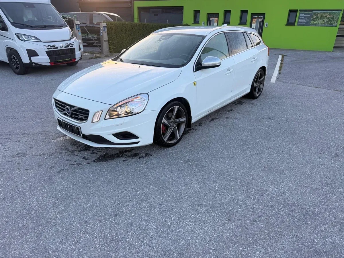 Volvo V60 2011 photo 3