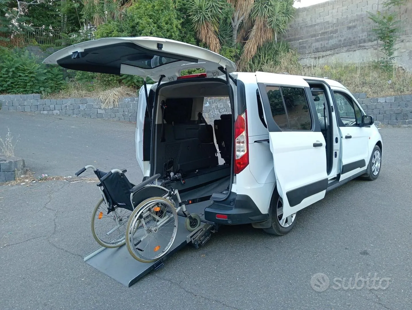 Ford Transit Connect 2019 photo 2