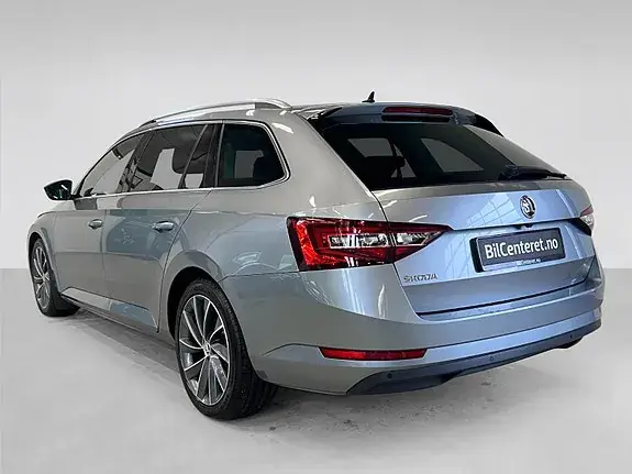 Skoda Superb 2019 photo 4