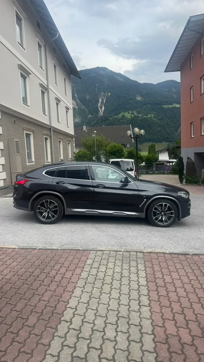 BMW X4 2019 photo 2