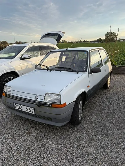 Renault 5