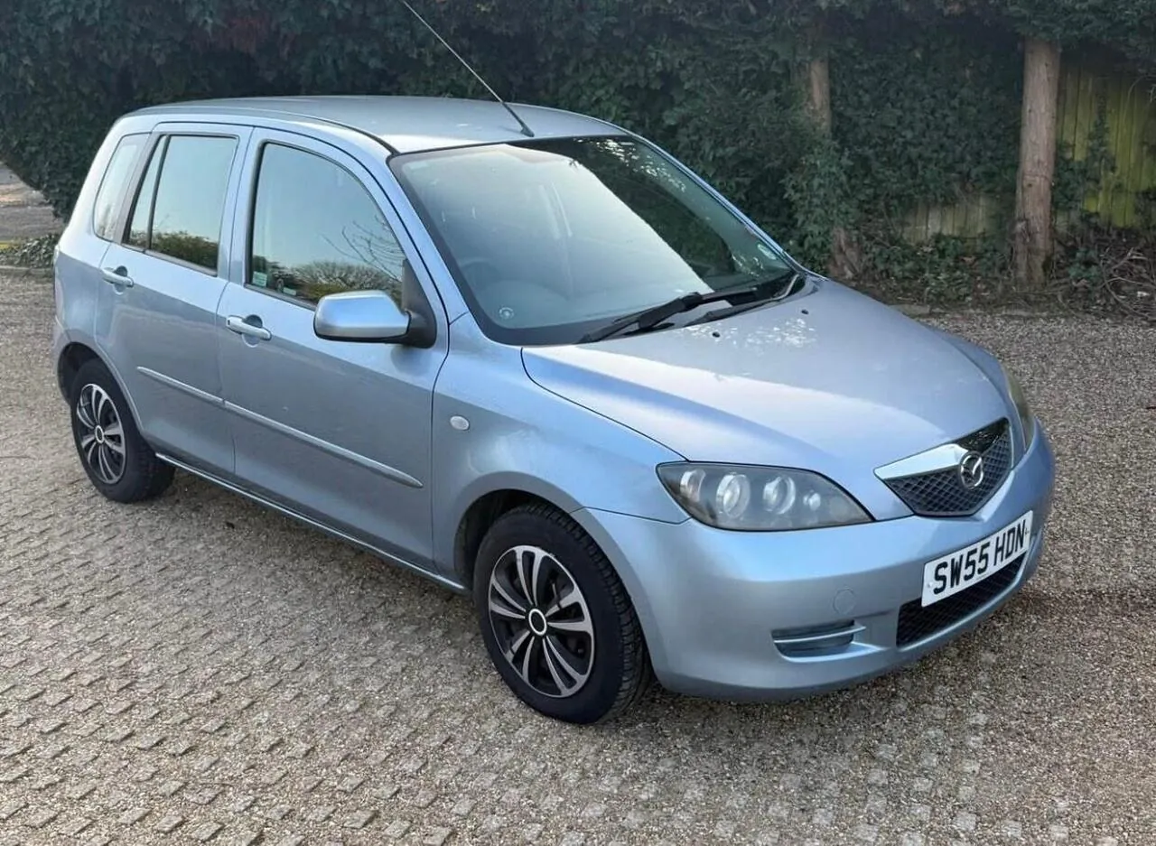 Mazda Mazda2