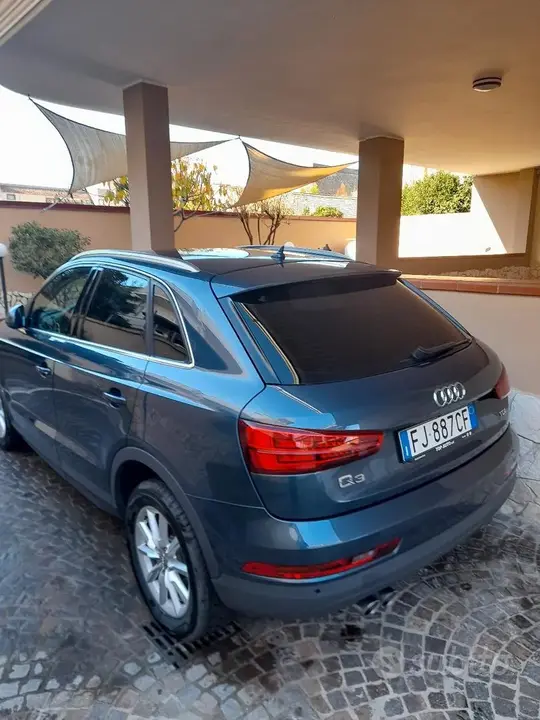 Audi Q3 2017 photo 2