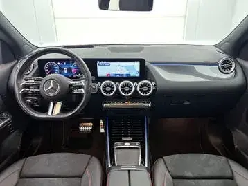 Mercedes-Benz Gla 2024 photo 3
