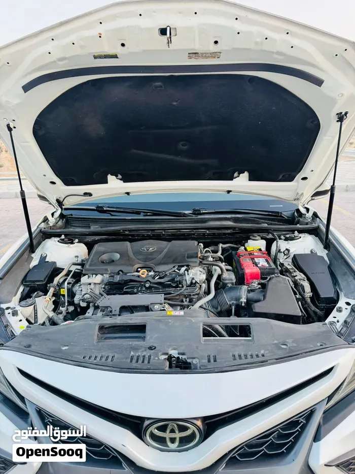 Toyota Camry 2021 photo 4