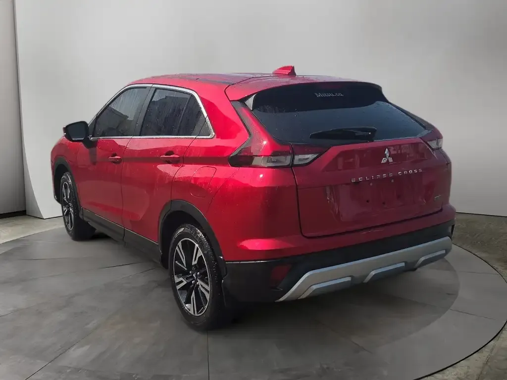 Mitsubishi Eclipse Cross 2024 photo 3