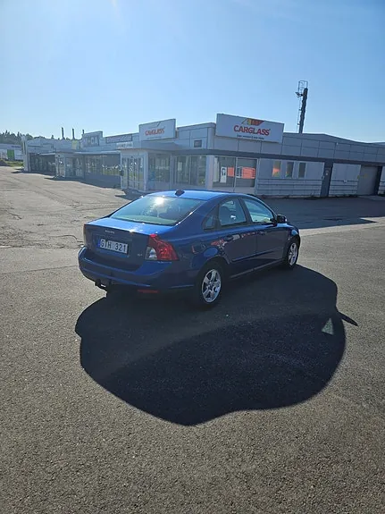 Volvo S40 2008 photo 2