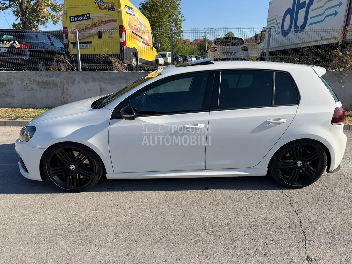Volkswagen Golf 2012 photo 4
