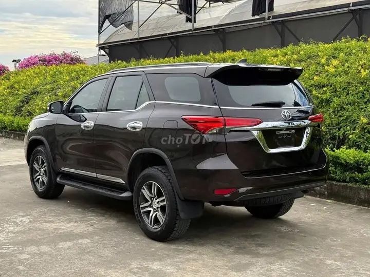 Toyota Fortuner 2016 photo 2