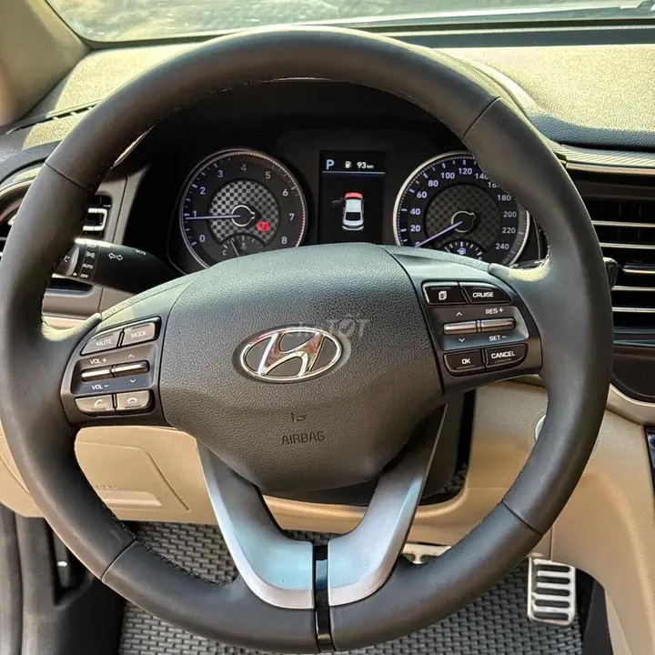 Hyundai Elantra 2021 photo 4