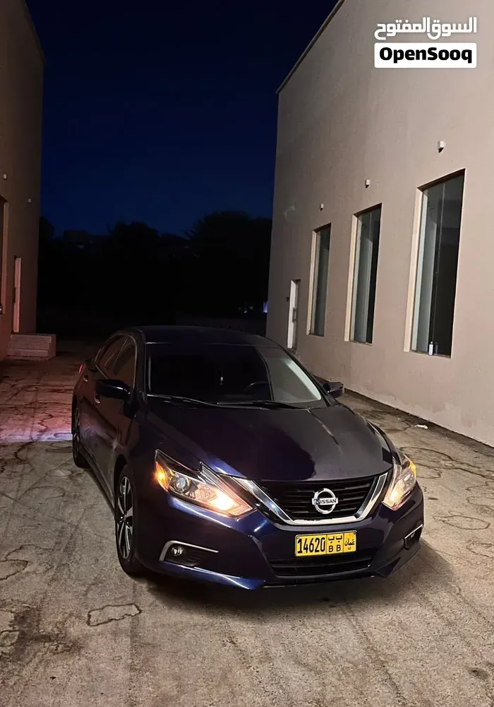 Nissan Altima