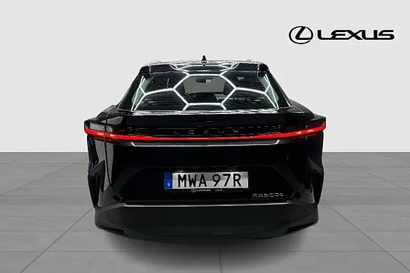 Lexus Rz300E 2025 photo 3