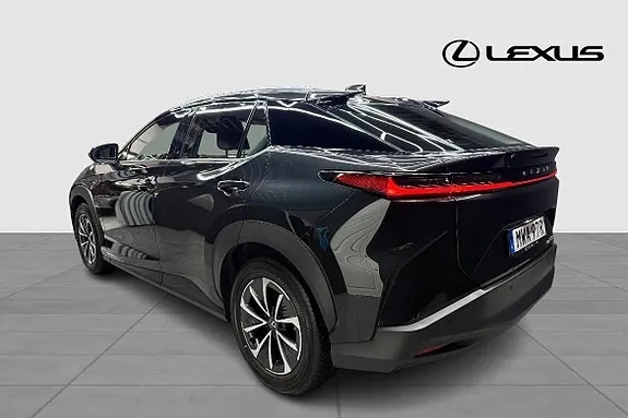 Lexus Rz300E 2025 photo 2