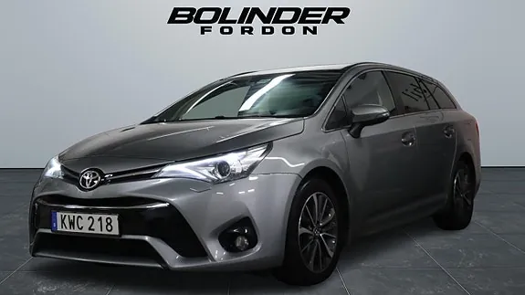 Toyota Avensis 2015 photo 3