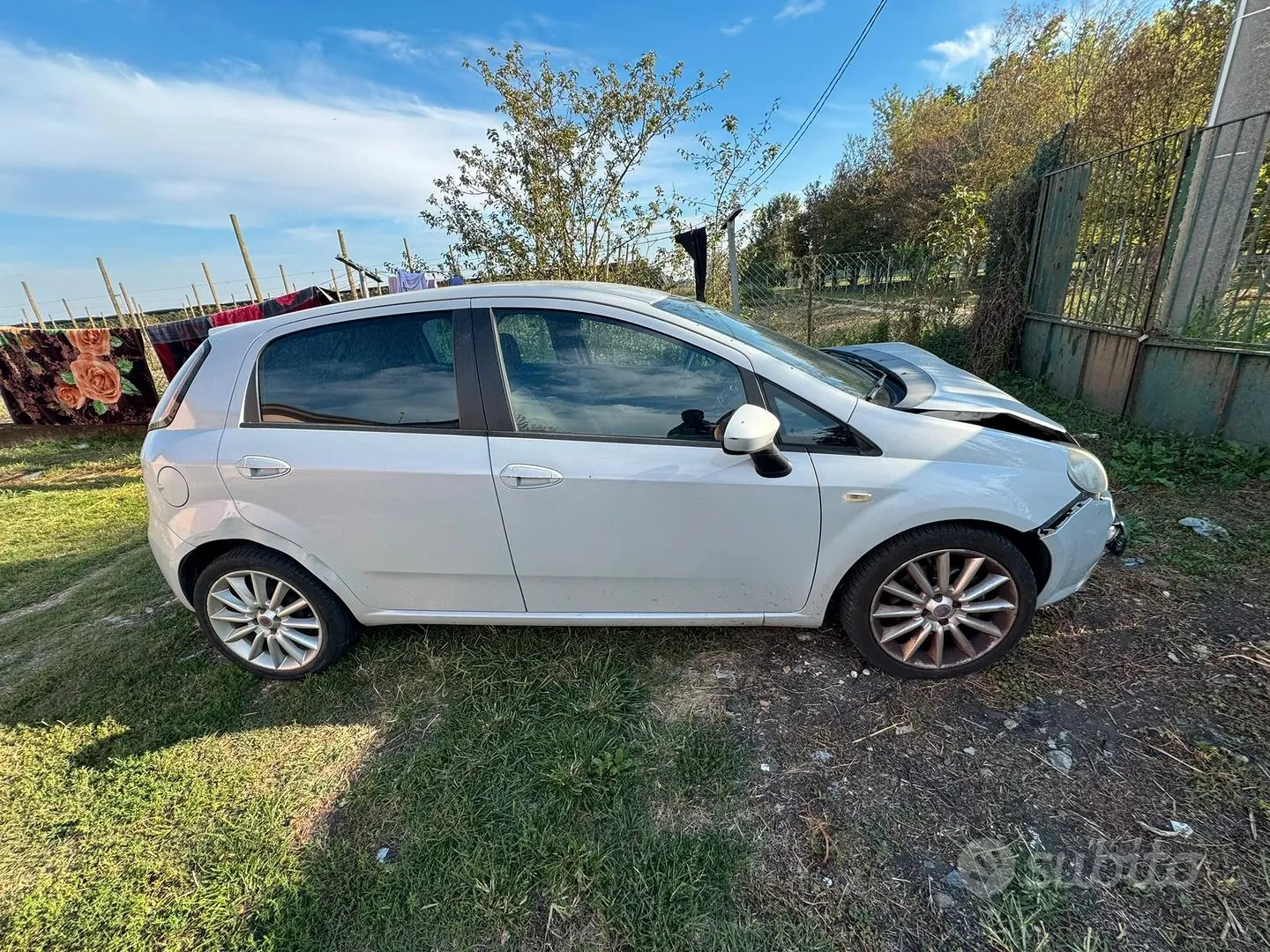 Fiat Punto 2010 photo 4