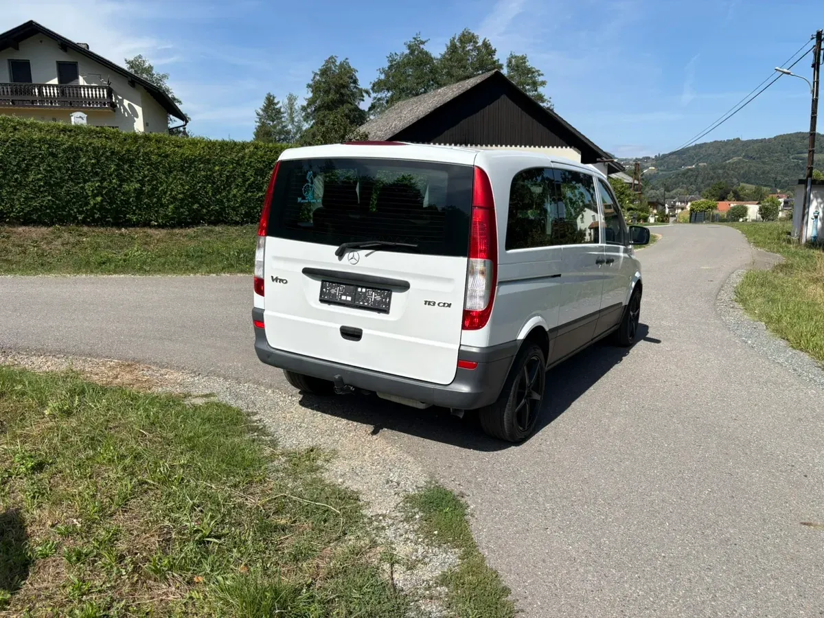 Mercedes-Benz Vito 2013 photo 2