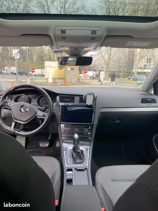 Volkswagen Golf 2018 photo 3