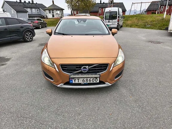 Volvo S60 2011 photo 2