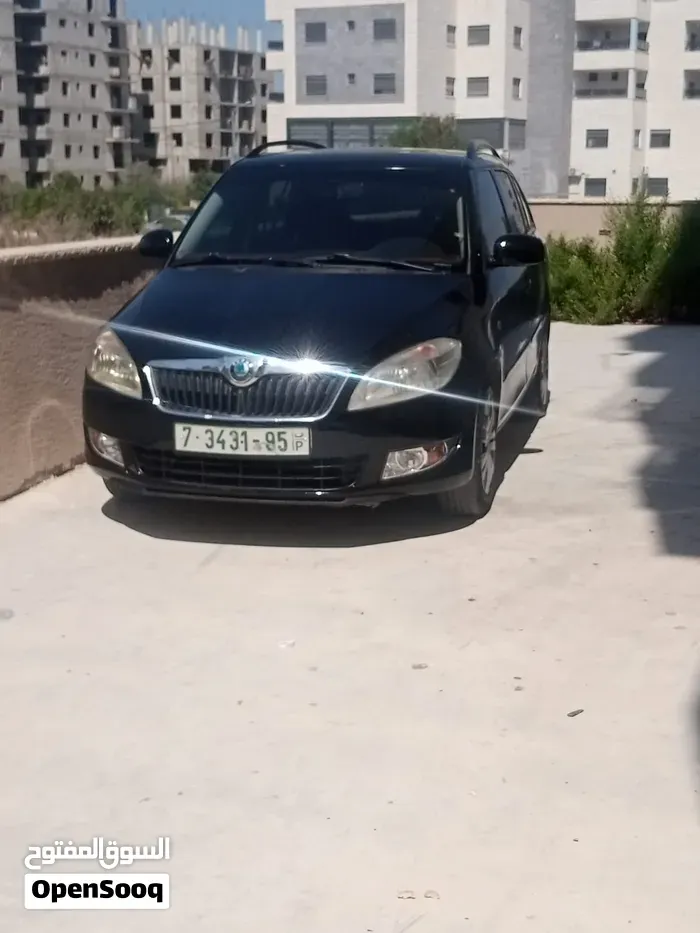 Skoda Fabia 2013 photo 5