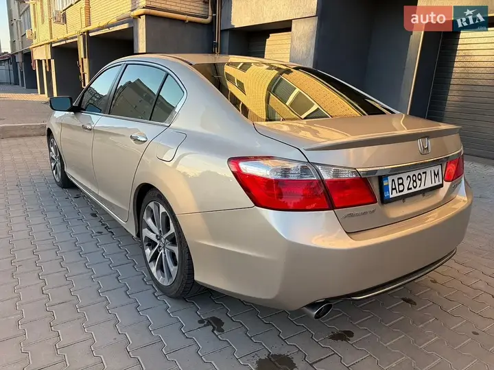 Honda Accord 2013 photo 3