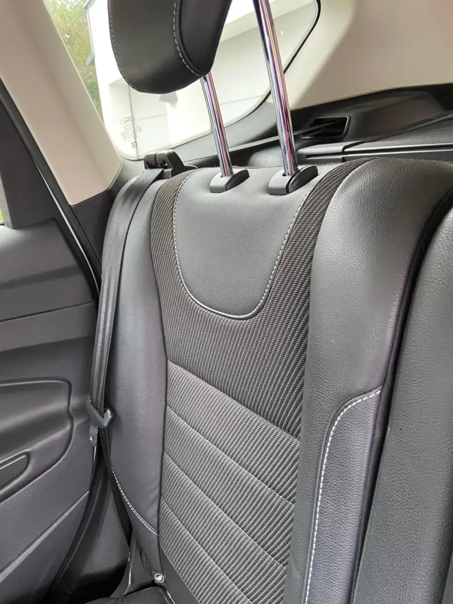 Ford Kuga 2016 photo 3