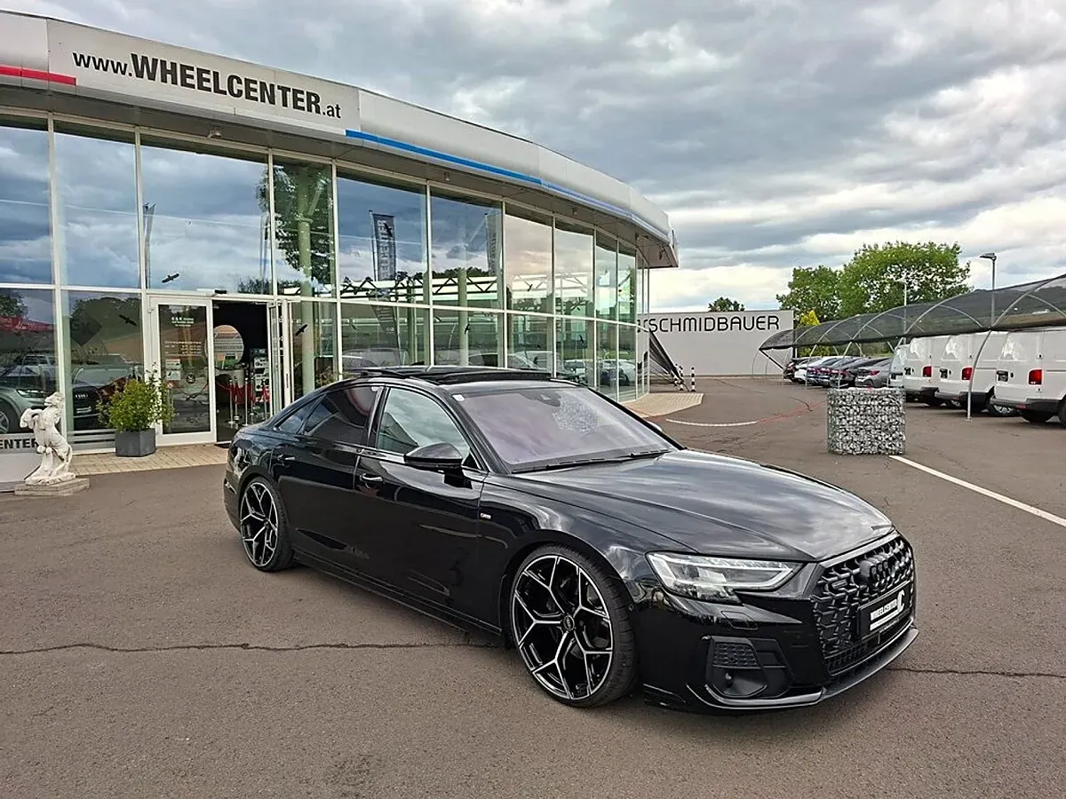 Audi A8 2024 photo 3