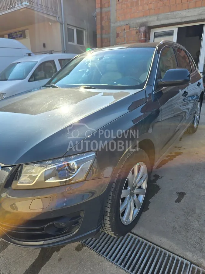 Audi Q5 2008 photo 3