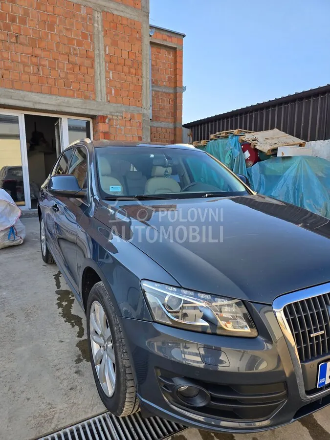 Audi Q5 2008 photo 4