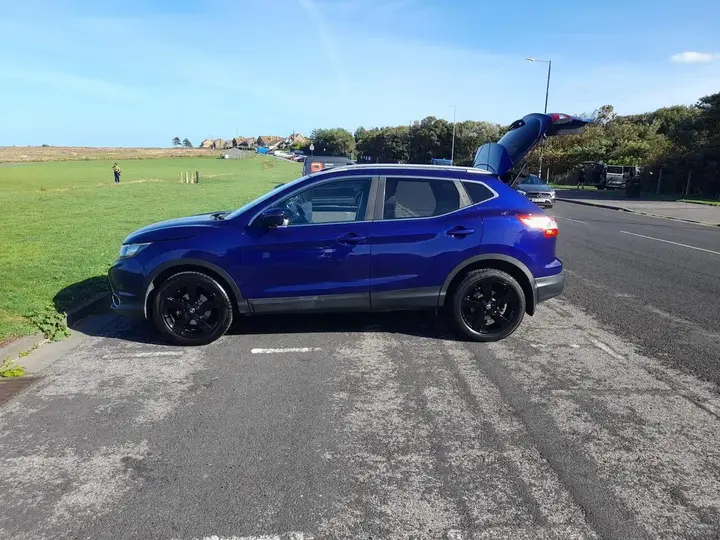 Nissan Qashqai 2016 photo 2