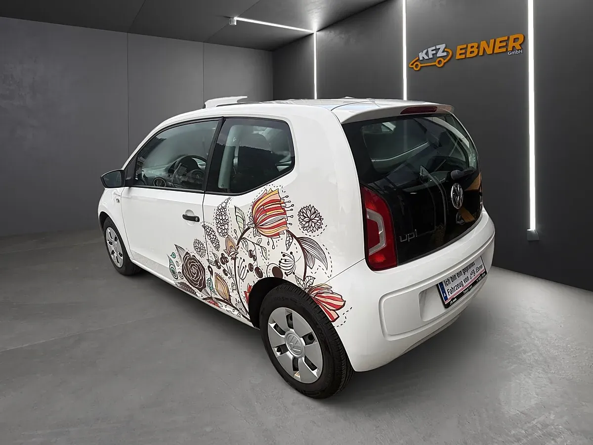 Volkswagen Up 2012 photo 3