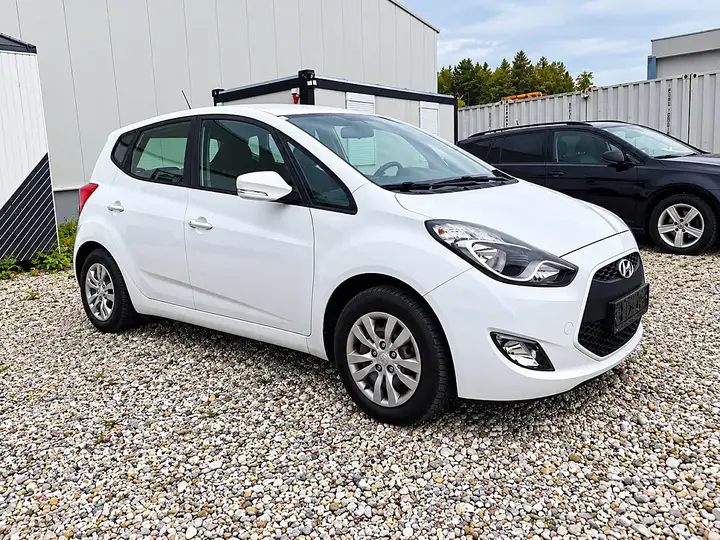 Hyundai Ix20 2015 photo 2