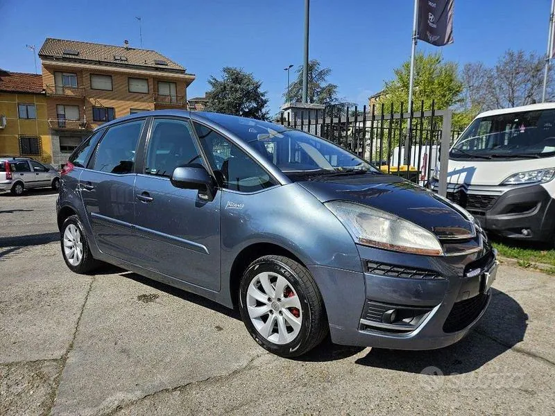 Citroen C4 Picasso 2009 photo 2