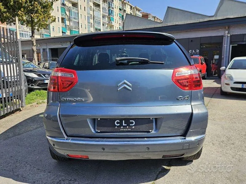 Citroen C4 Picasso 2009 photo 4